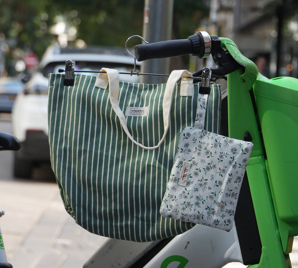 קלאץ׳ פרח ירוק