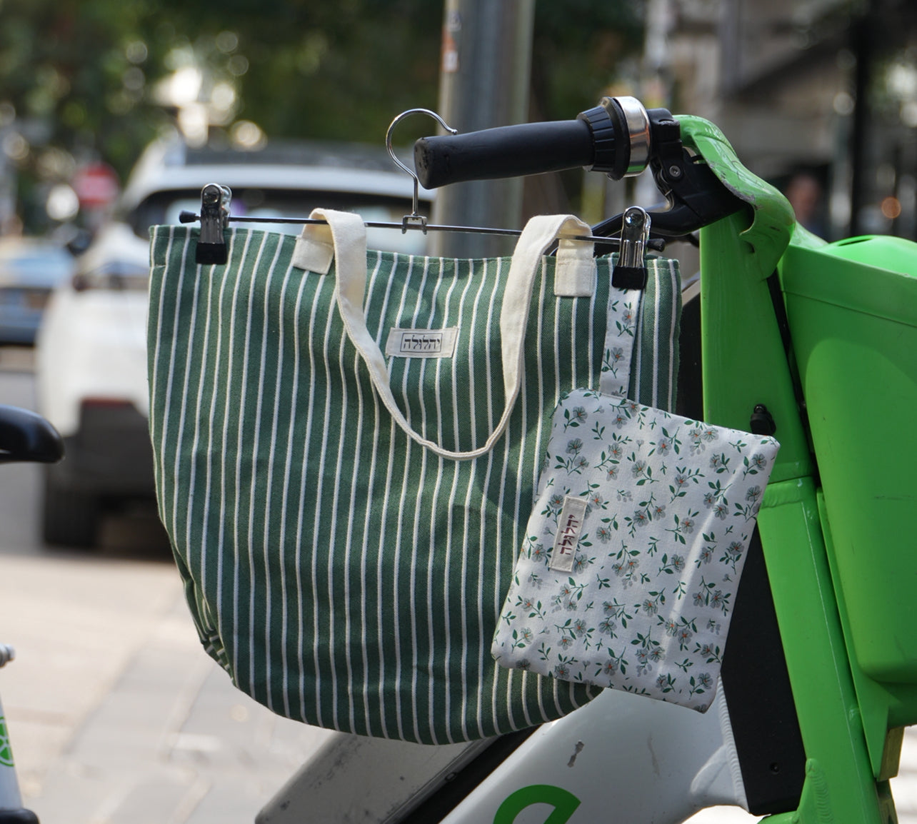 קלאץ׳ פרח ירוק